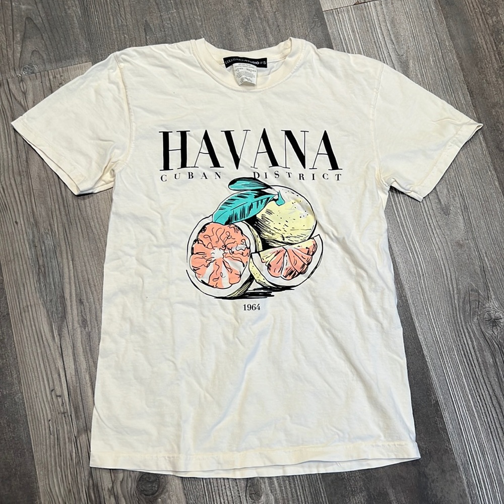 NWOT Lulu Simon Studio Tee